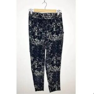 Mikoh - 100% Silk Black and Grey Animal
Print Kahuku Pants BNWT Size 1 (XS)